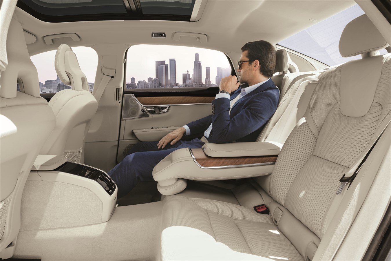 Volvo-S90-China-Seating-Version-1